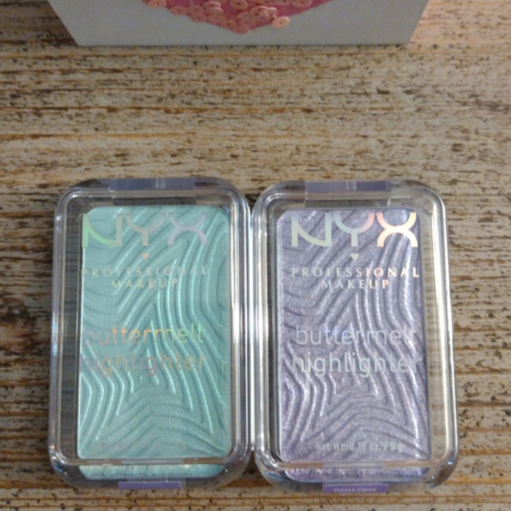 NYX Buttermelt Highlighter Set in Purple/Mint ✨ 🆕